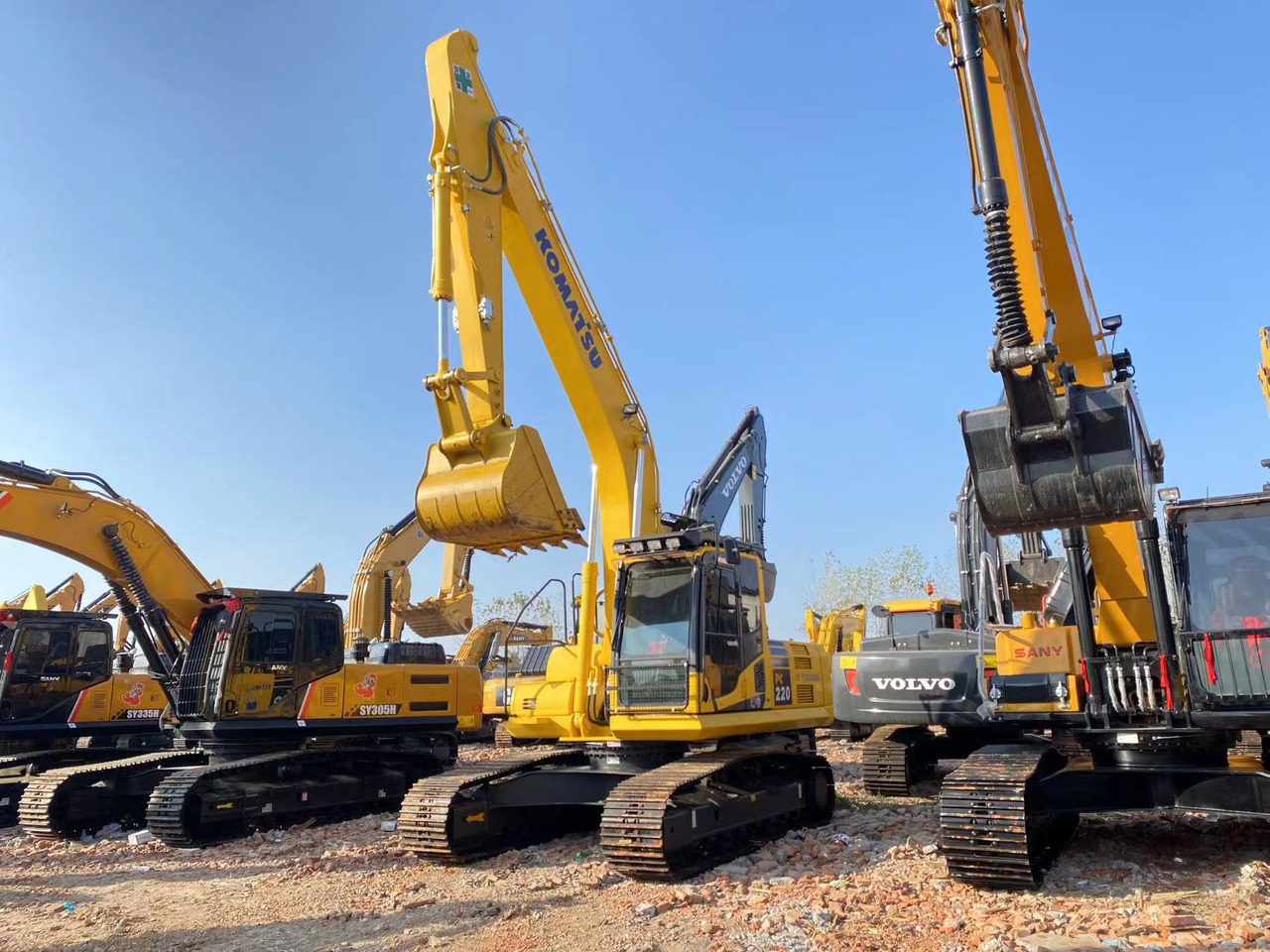 KOMATSU PC220 - Pásové rýpadlo: obrázek 2 KOMATSU PC220 - Pásové rýpadlo: obrázek 2