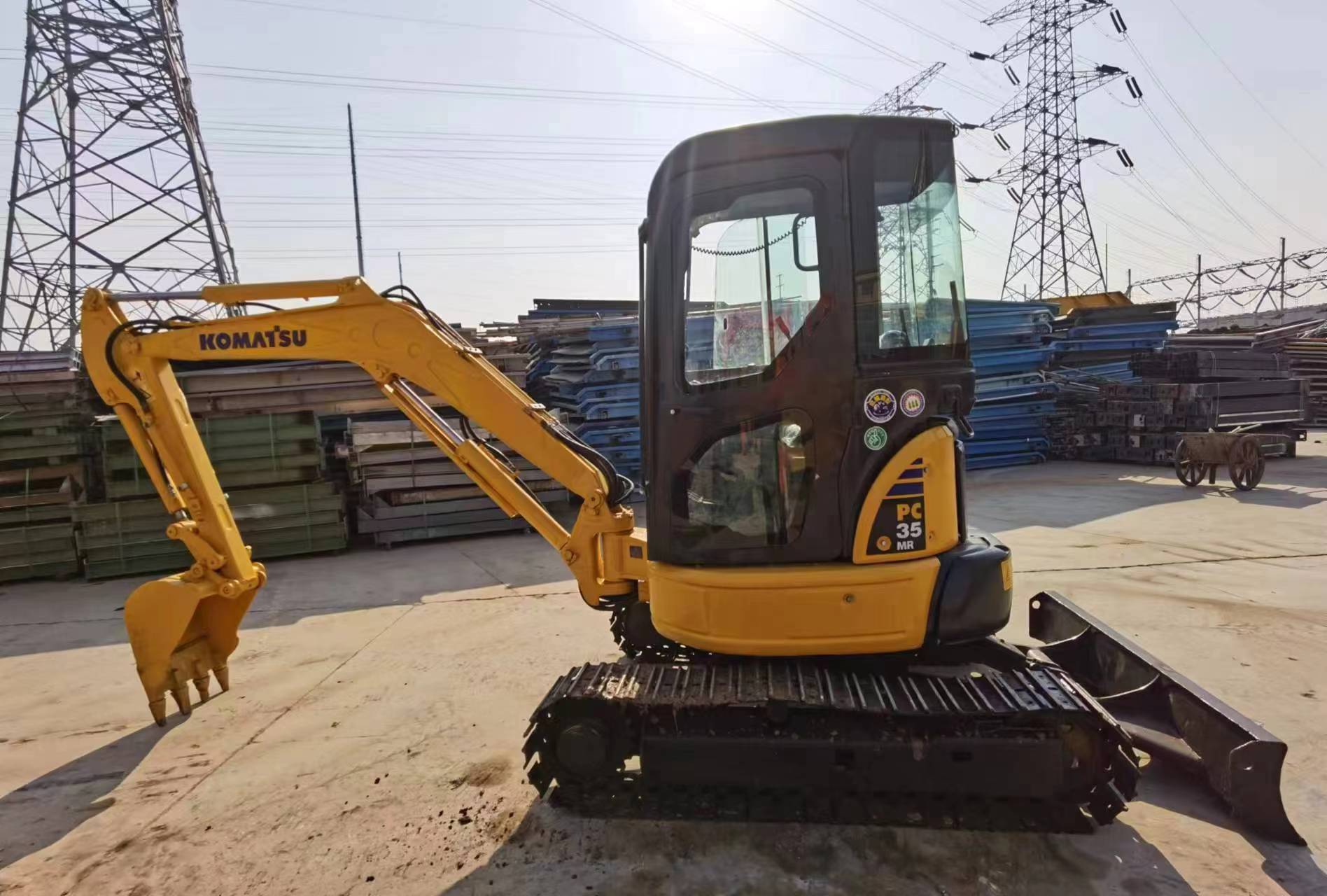 KOMATSU PC35 - Mini rýpadlo: obrázek 3 KOMATSU PC35 - Mini rýpadlo: obrázek 3