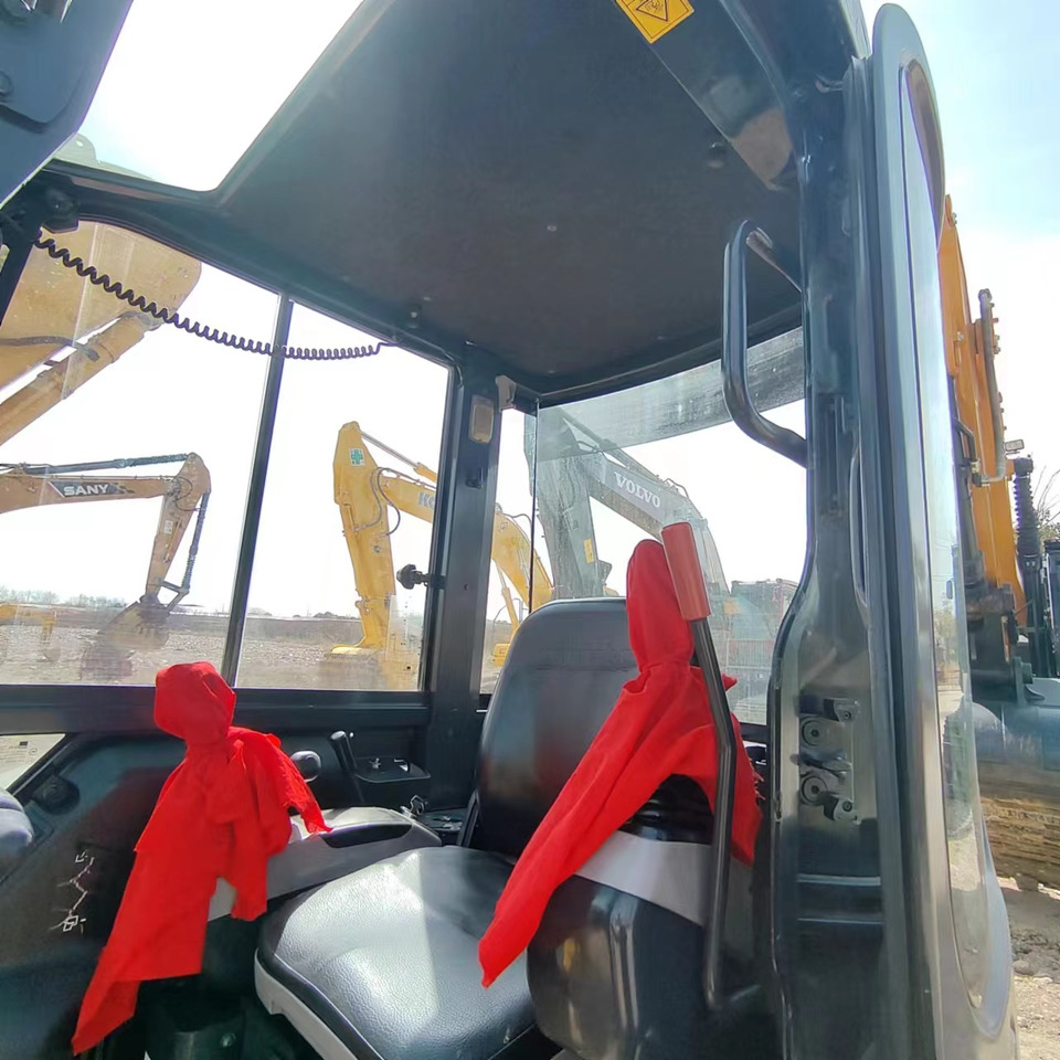 Mini rýpadlo KOMATSU PC40 [ Copy ]: obrázek 24
