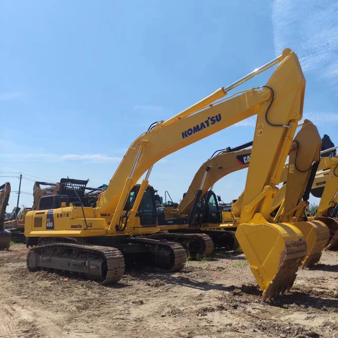 KOMATSU PC450 - Pásové rýpadlo: obrázek 5 KOMATSU PC450 - Pásové rýpadlo: obrázek 5