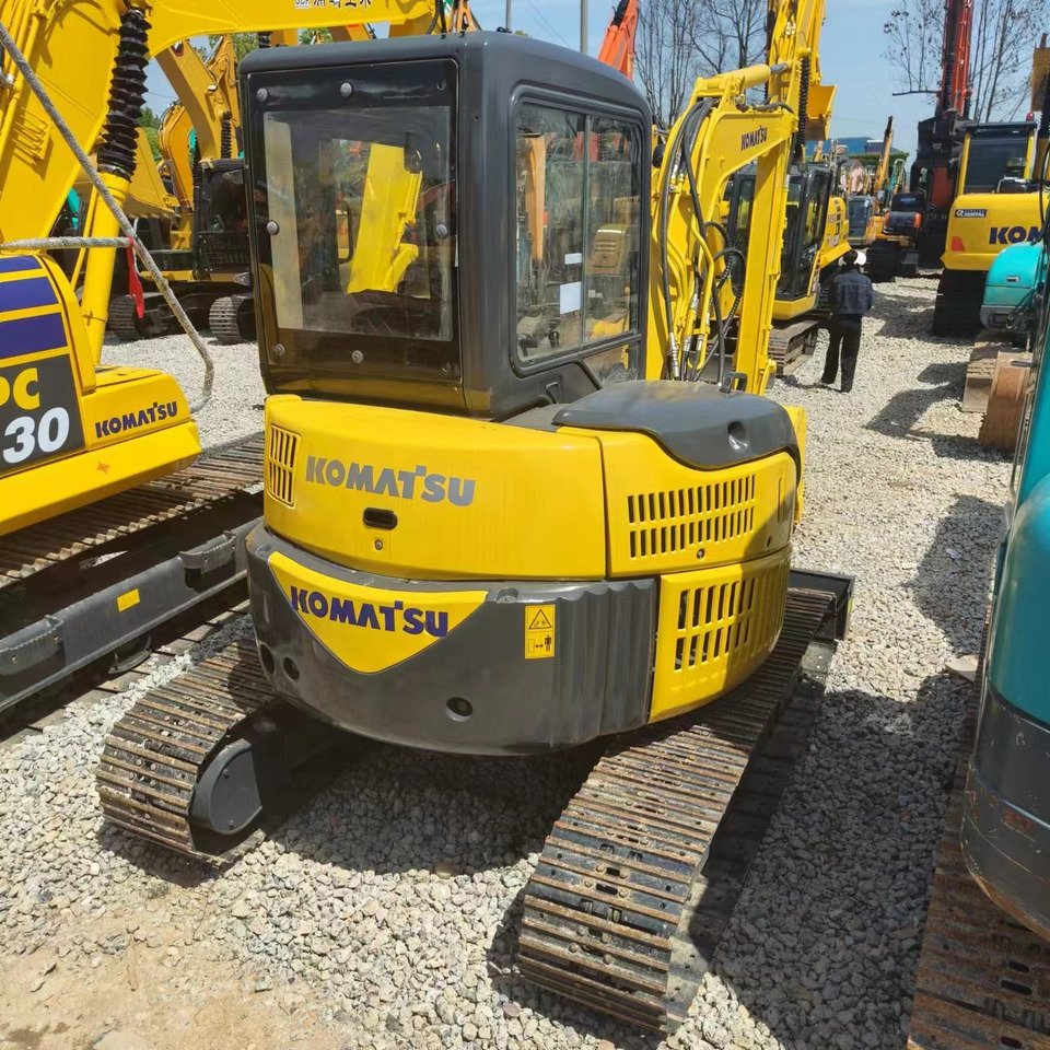 KOMATSU PC55 - Mini rýpadlo: obrázek 3 KOMATSU PC55 - Mini rýpadlo: obrázek 3