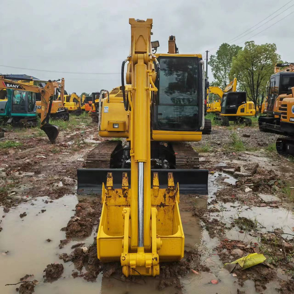 KOMATSU PC60-7 - Pásové rýpadlo: obrázek 3 KOMATSU PC60-7 - Pásové rýpadlo: obrázek 3