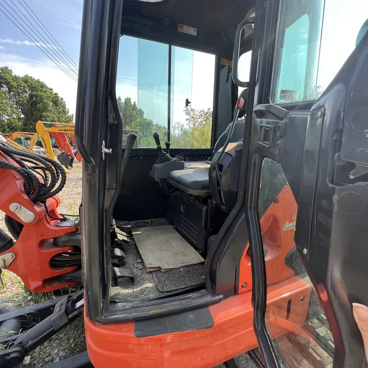 KUBOTA KX155 - Mini rýpadlo: obrázek 5 KUBOTA KX155 - Mini rýpadlo: obrázek 5