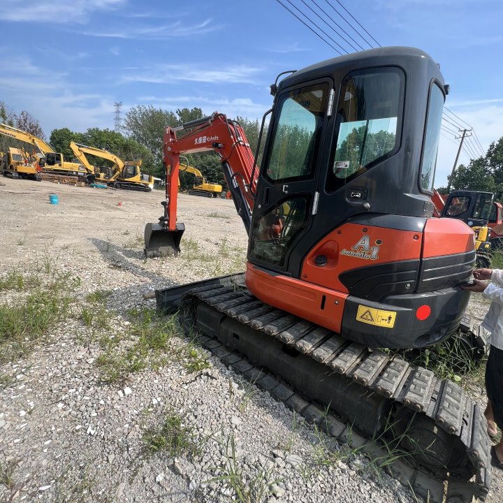 KUBOTA KX155 - Mini rýpadlo: obrázek 4 KUBOTA KX155 - Mini rýpadlo: obrázek 4