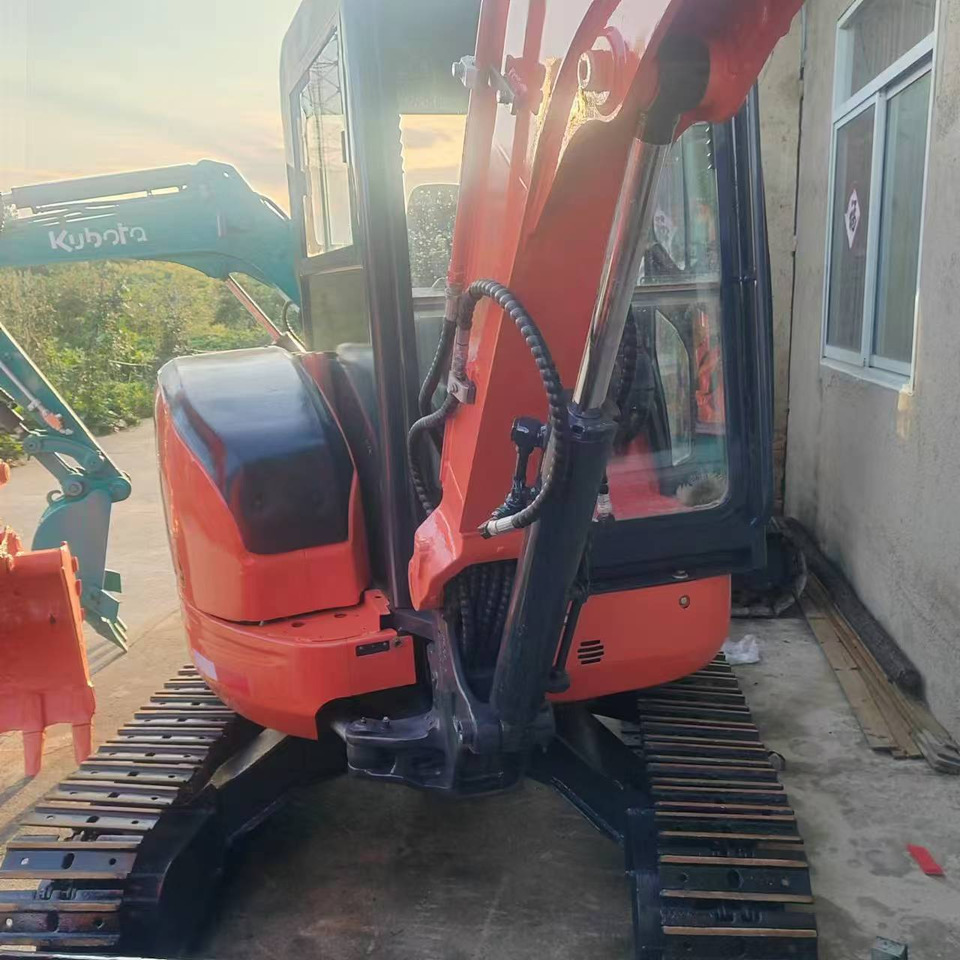 KUBOTA U35 leasing KUBOTA U35: obrázek 8