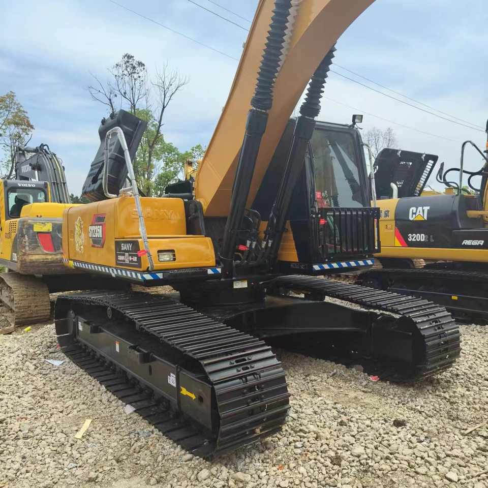 SANY SY235H - Pásové rýpadlo: obrázek 4 SANY SY235H - Pásové rýpadlo: obrázek 4