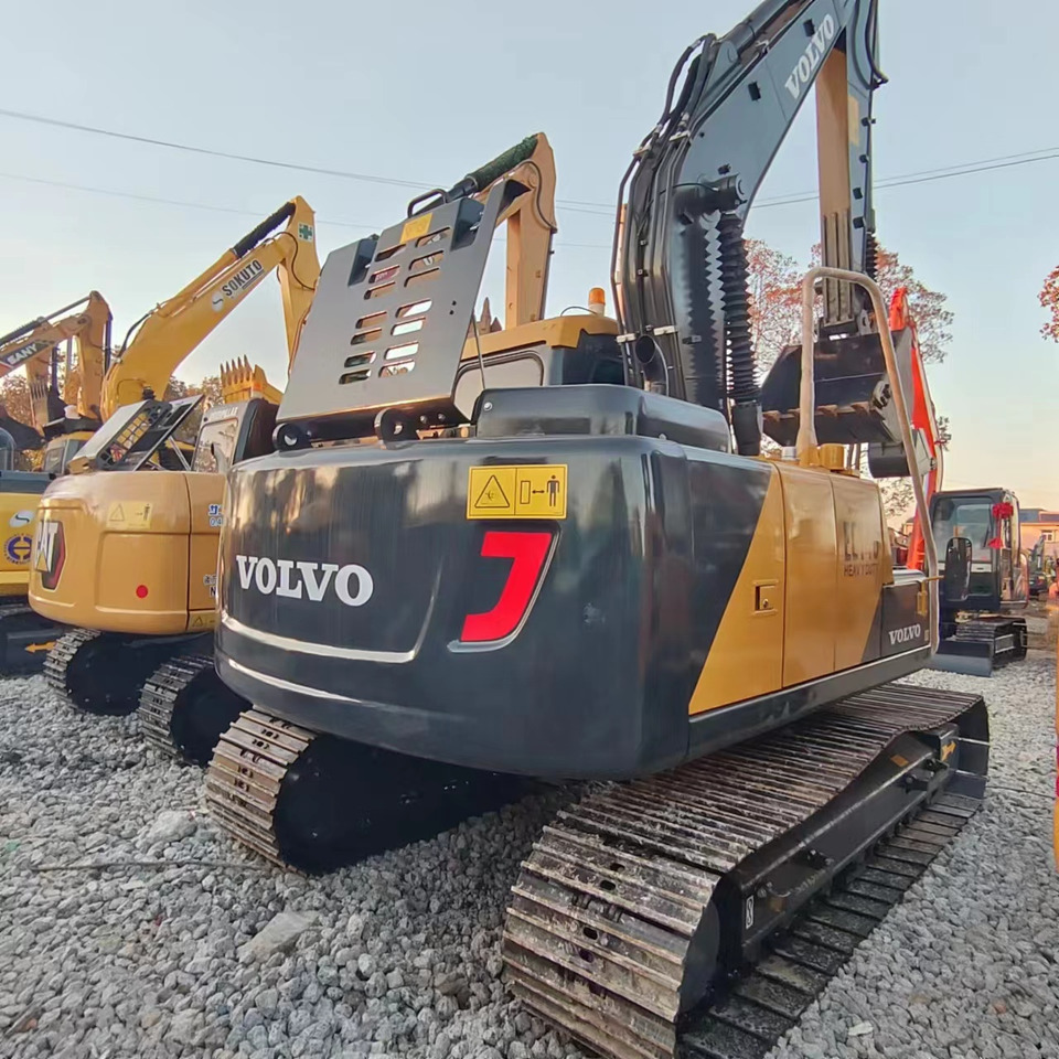 VOLVO EC140 - Pásové rýpadlo: obrázek 4 VOLVO EC140 - Pásové rýpadlo: obrázek 4