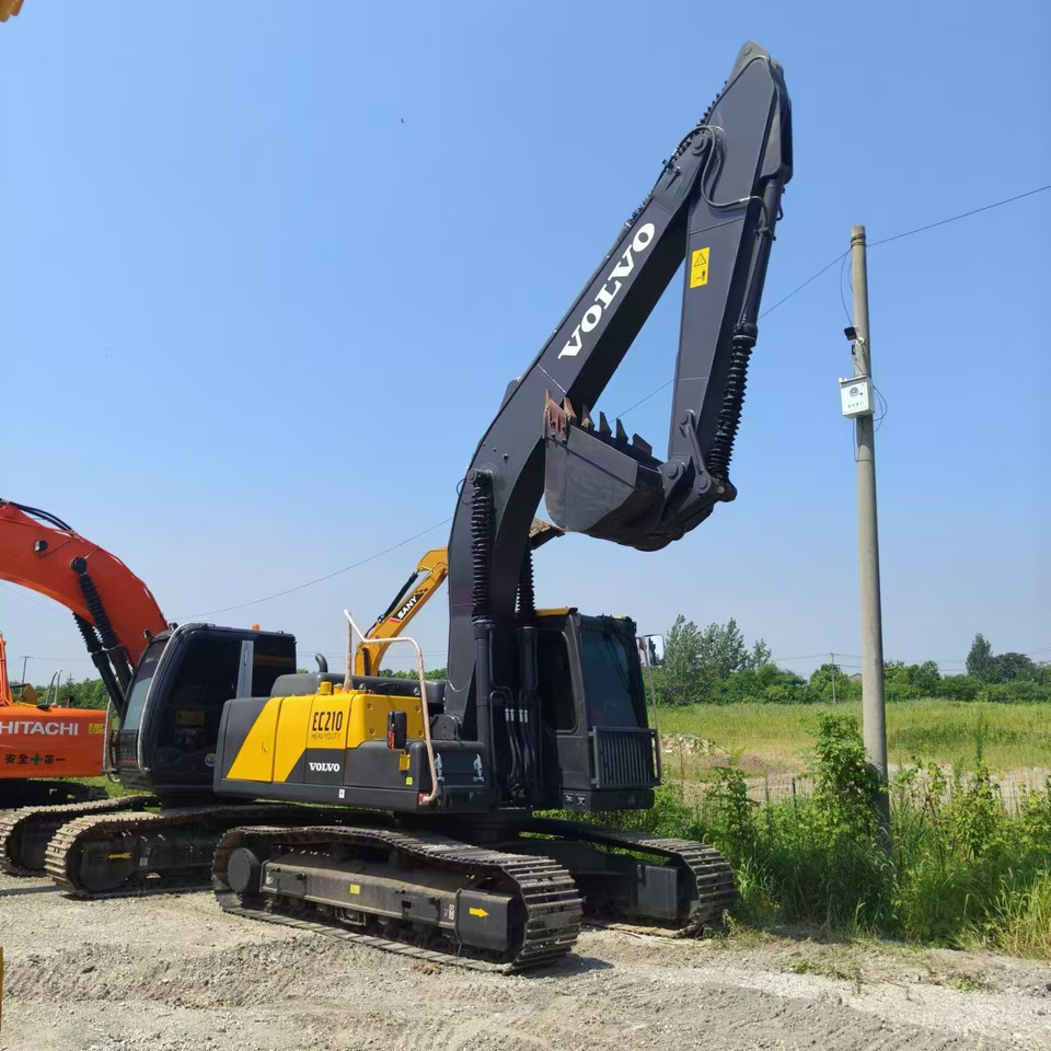 VOLVO EC210 - Pásové rýpadlo: obrázek 3 VOLVO EC210 - Pásové rýpadlo: obrázek 3