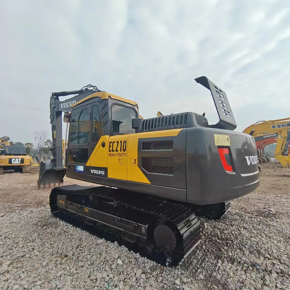 VOLVO EC210 - Pásové rýpadlo: obrázek 3 VOLVO EC210 - Pásové rýpadlo: obrázek 3