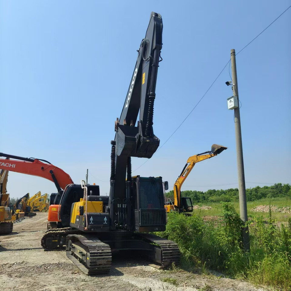 VOLVO EC210 - Pásové rýpadlo: obrázek 4 VOLVO EC210 - Pásové rýpadlo: obrázek 4
