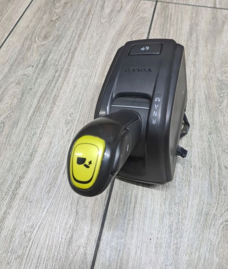 JOYSTICK ZMIANY BIEGÓW GAŁKA LEWAREK VOLVO FH 4 FM 4 FH 16 EURO 6 22647972 Volvo FH 4 FM 4 FH 16 EURO 6 22647972 Volvo VOLVO FH 4 FM 4 FH 16 EURO 6 22647972 - Řadící páka pro Nákladní auto: obrázek 1 JOYSTICK ZMIANY BIEGÓW GAŁKA LEWAREK VOLVO FH 4 FM 4 FH 16 EURO 6 22647972 Volvo FH 4 FM 4 FH 16 EURO 6 22647972 Volvo VOLVO FH 4 FM 4 FH 16 EURO 6 22647972 - Řadící páka pro Nákladní auto: obrázek 1