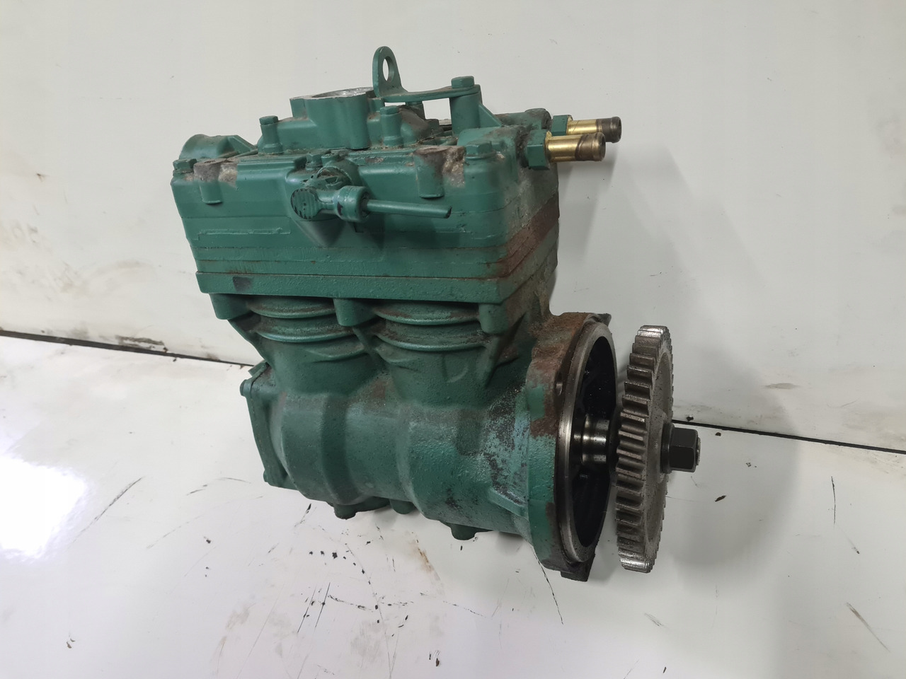 KNORR-BREMSE SPRĘŻARKA KOMPRESOR POWIETRZA RENAULT GAMA T EVO VOLVO FH 5 FM 5 ORYGINAŁ - Kompresor pro Nákladní auto: obrázek 1 KNORR-BREMSE SPRĘŻARKA KOMPRESOR POWIETRZA RENAULT GAMA T EVO VOLVO FH 5 FM 5 ORYGINAŁ - Kompresor pro Nákladní auto: obrázek 1