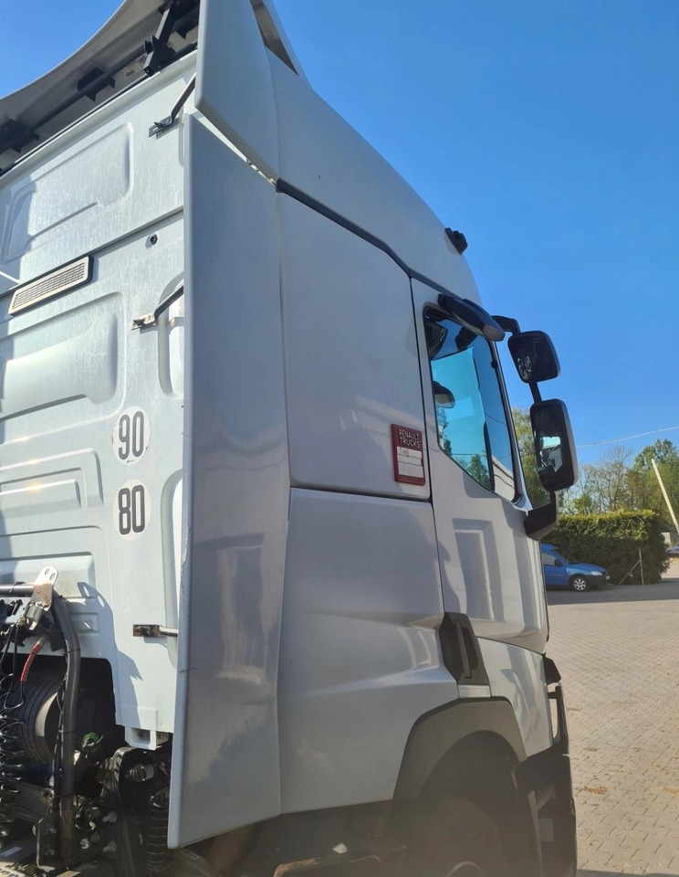 KOMPLETNA RENAULT GAMA T RANGE EURO 6 - Kabina: obrázek 5 KOMPLETNA RENAULT GAMA T RANGE EURO 6 - Kabina: obrázek 5