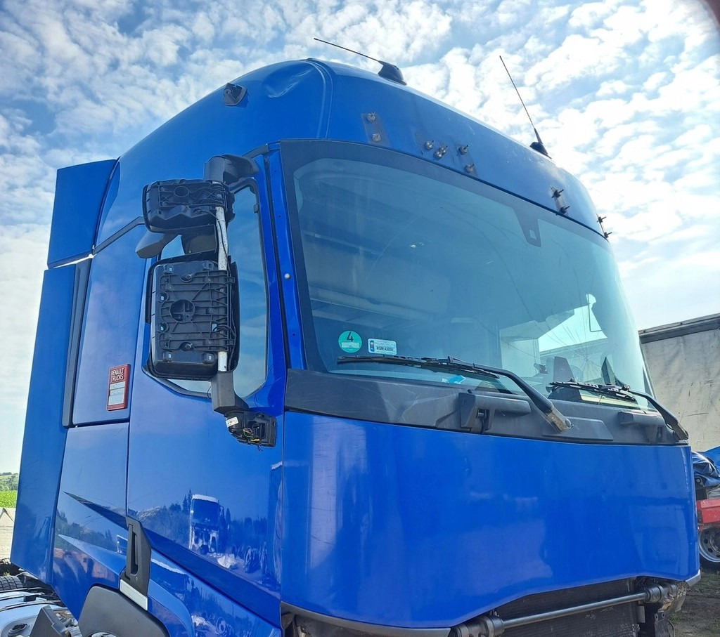 KOMPLETNA RENAULT GAMA T RANGE EURO 6 RENAULT GAMA T RANGE - Kabina: obrázek 4 KOMPLETNA RENAULT GAMA T RANGE EURO 6 RENAULT GAMA T RANGE - Kabina: obrázek 4
