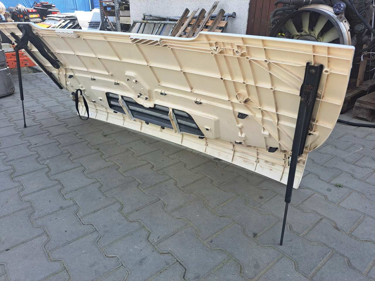 RENAULT MASKA ATRAPA RENAULT PREMIUM LANDER KERAX DXI ORYGINAŁ - Kapota pro Nákladní auto: obrázek 5 RENAULT MASKA ATRAPA RENAULT PREMIUM LANDER KERAX DXI ORYGINAŁ - Kapota pro Nákladní auto: obrázek 5