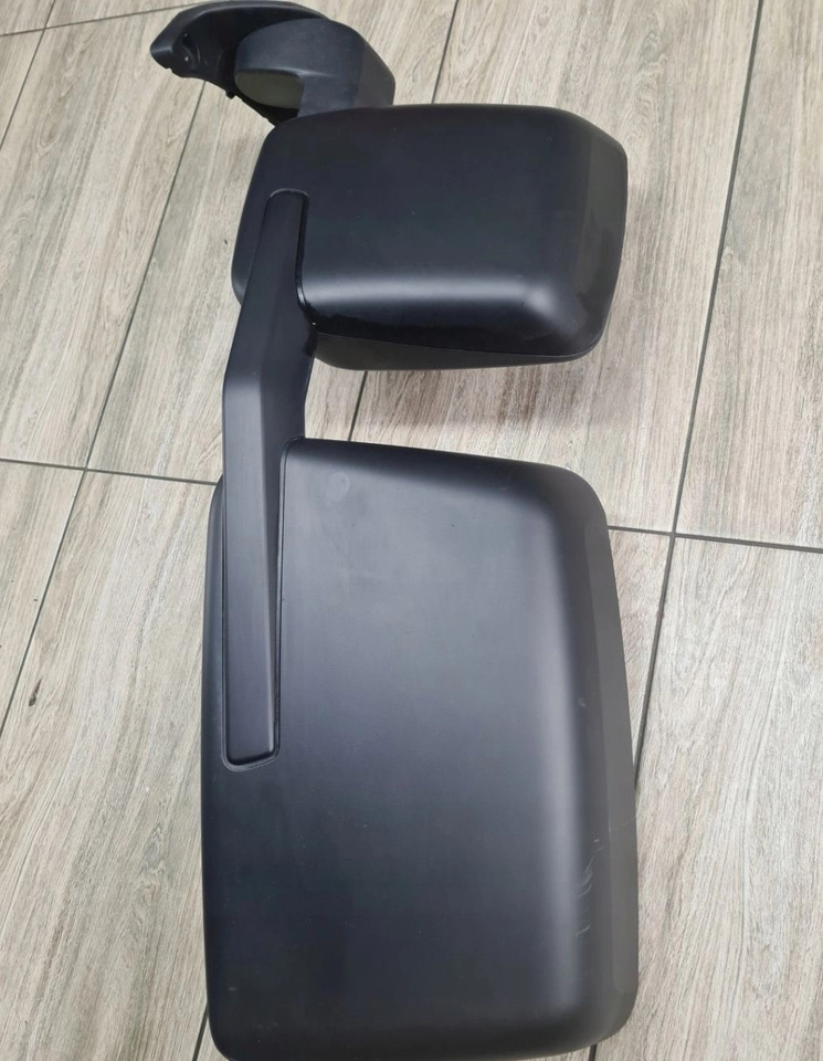 Renault GAMA T C K RANGE - Zpětné zrcátko: obrázek 5 Renault GAMA T C K RANGE - Zpětné zrcátko: obrázek 5