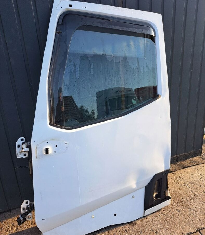 Renault GAMA T K C RANGE - Dveře a díly pro Nákladní auto: obrázek 2 Renault GAMA T K C RANGE - Dveře a díly pro Nákladní auto: obrázek 2