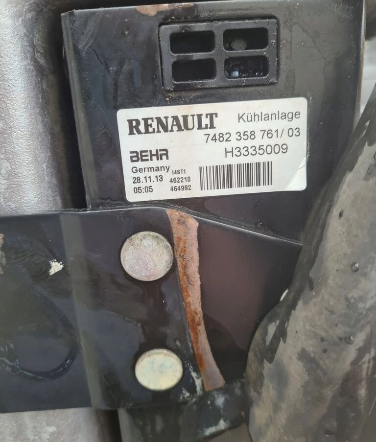 Renault OE Renault RENAULT PREMIUM 2 KERAX LANDER DXI truck - Chladič pro Nákladní auto: obrázek 3 Renault OE Renault RENAULT PREMIUM 2 KERAX LANDER DXI truck - Chladič pro Nákladní auto: obrázek 3