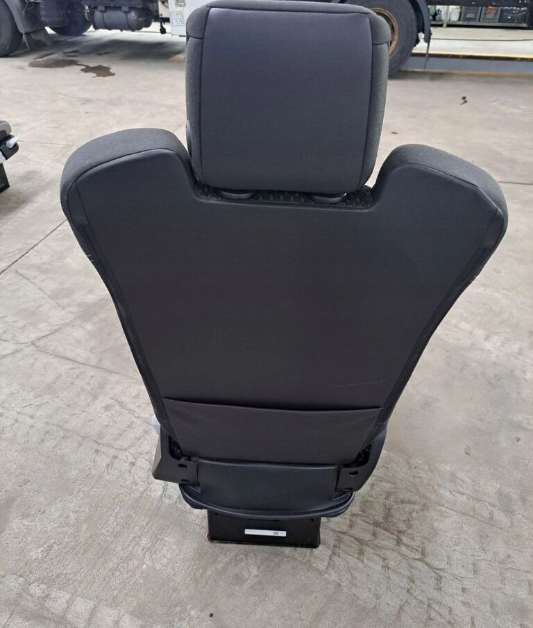 Renault SIEDZENIE KIEROWCY Renault RANGE GAMA T C K - Sedaček pro Nákladní auto: obrázek 5 Renault SIEDZENIE KIEROWCY Renault RANGE GAMA T C K - Sedaček pro Nákladní auto: obrázek 5