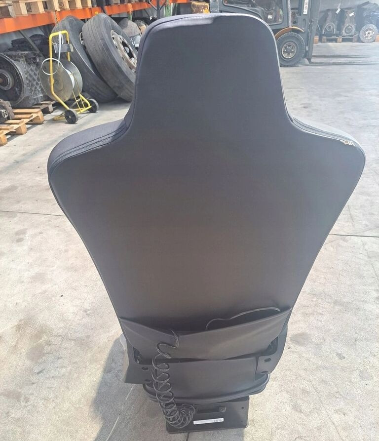 Renault SIEDZENIE KIEROWCY Renault RANGE GAMA T C K - Sedaček pro Nákladní auto: obrázek 2 Renault SIEDZENIE KIEROWCY Renault RANGE GAMA T C K - Sedaček pro Nákladní auto: obrázek 2