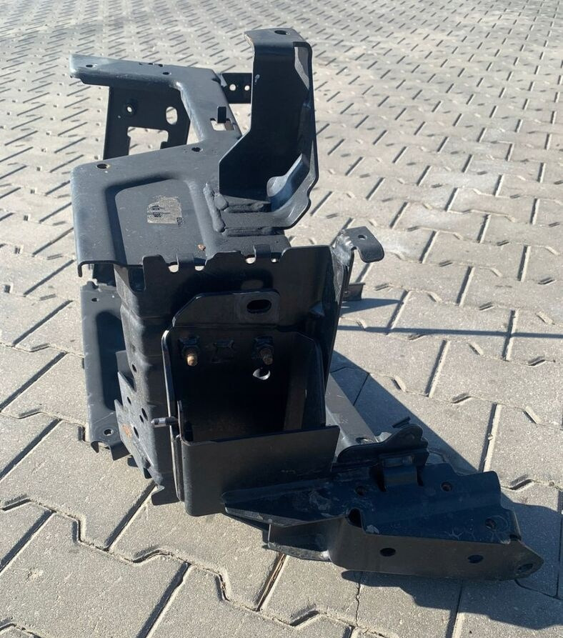 Renault STELAŻ STOPNICY STOPNIA PRAWY RENAULT GAMA T RANGE - Stupátko pro Nákladní auto: obrázek 3 Renault STELAŻ STOPNICY STOPNIA PRAWY RENAULT GAMA T RANGE - Stupátko pro Nákladní auto: obrázek 3