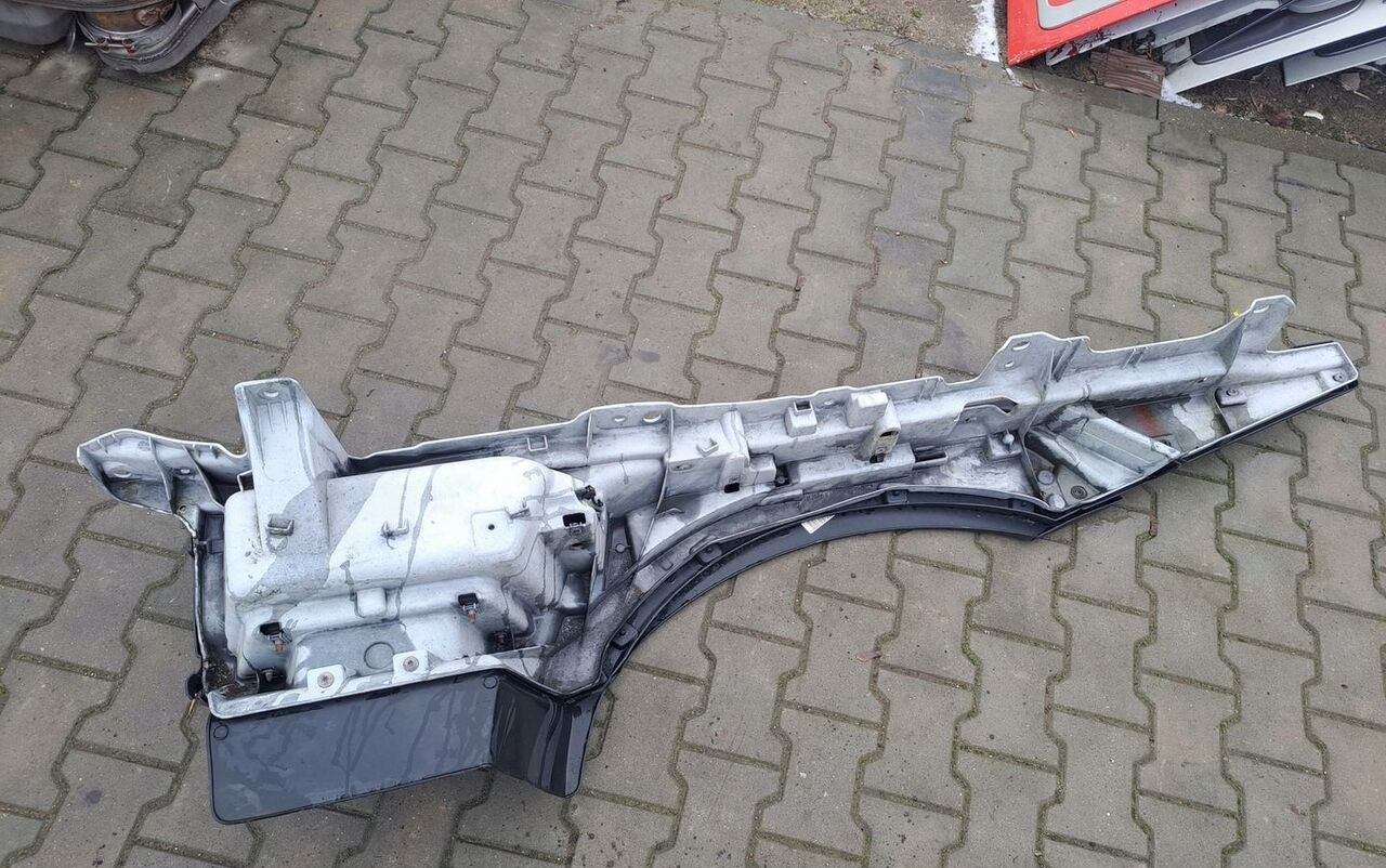 Renault STOPNICA GÓRNA STOPIEŃ PRAWY RENAULT GAMA T RANGE - Stupátko pro Nákladní auto: obrázek 2 Renault STOPNICA GÓRNA STOPIEŃ PRAWY RENAULT GAMA T RANGE - Stupátko pro Nákladní auto: obrázek 2