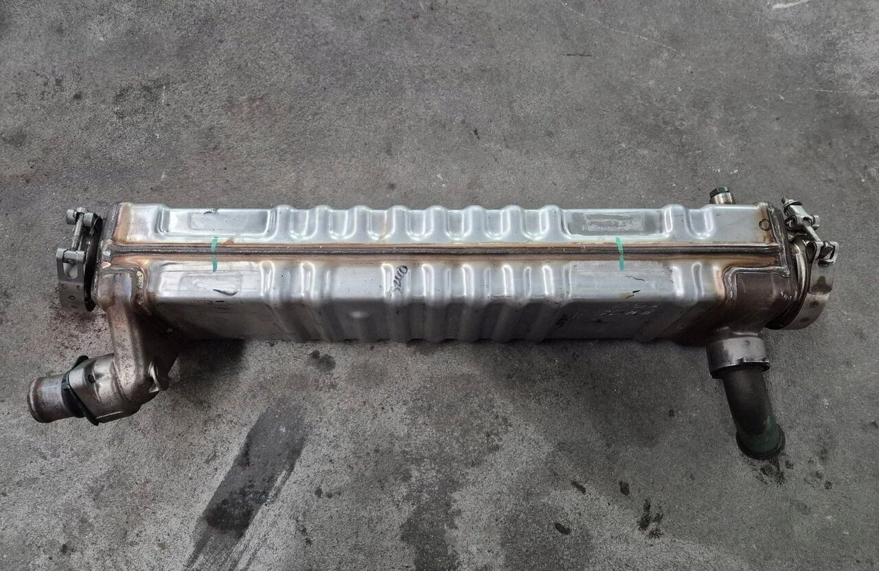 VOLVO CHŁODNICZKA SPALIN EGR FH 4 FH 16 D16K EURO6 21968564 - Chladič EGR pro Nákladní auto: obrázek 3 VOLVO CHŁODNICZKA SPALIN EGR FH 4 FH 16 D16K EURO6 21968564 - Chladič EGR pro Nákladní auto: obrázek 3