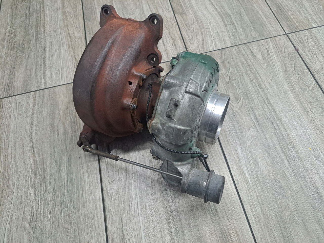 VOLVO TURBINA TURBOSPRĘŻARKA I-SAVE D13K VOLVO FH 4 FH 5 RENAULT GAMA T 23223052 WE80426B - Turbodmychadlo pro Nákladní auto: obrázek 4 VOLVO TURBINA TURBOSPRĘŻARKA I-SAVE D13K VOLVO FH 4 FH 5 RENAULT GAMA T 23223052 WE80426B - Turbodmychadlo pro Nákladní auto: obrázek 4