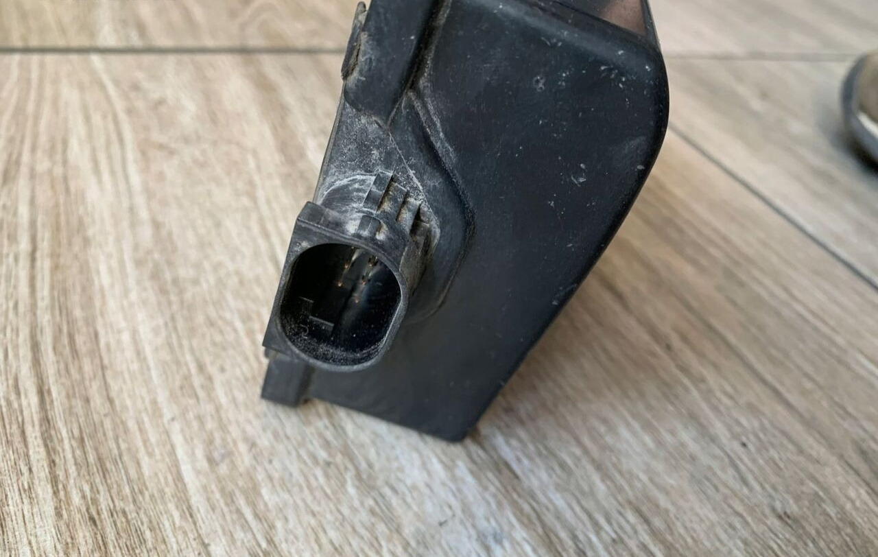 Volvo 21723746 Volvo FH 4 truck - Řídicí blok pro Nákladní auto: obrázek 2 Volvo 21723746 Volvo FH 4 truck - Řídicí blok pro Nákladní auto: obrázek 2