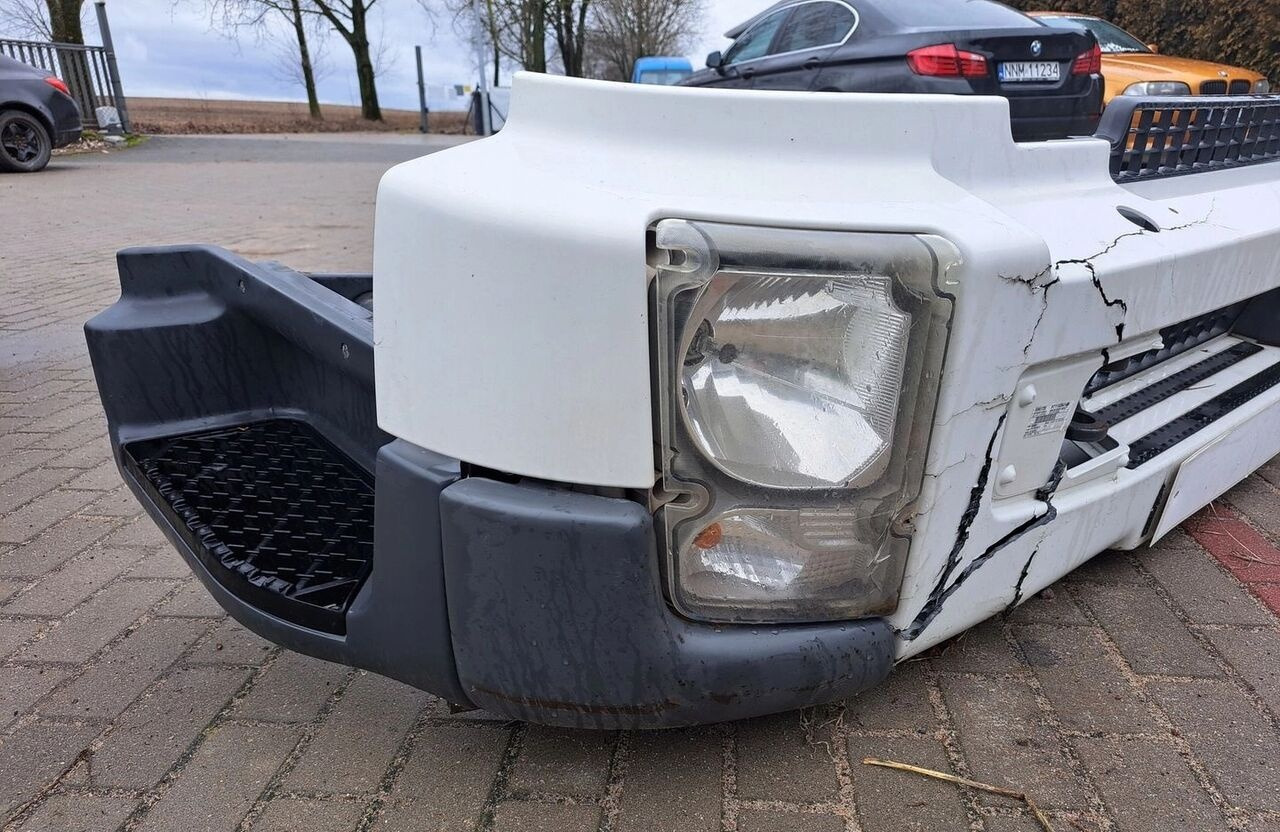 Volvo KOMPLETNY Z LAMPAMI BELKA STOPNIE FL EURO 5 Volvo - Nárazník pro Nákladní auto: obrázek 2 Volvo KOMPLETNY Z LAMPAMI BELKA STOPNIE FL EURO 5 Volvo - Nárazník pro Nákladní auto: obrázek 2