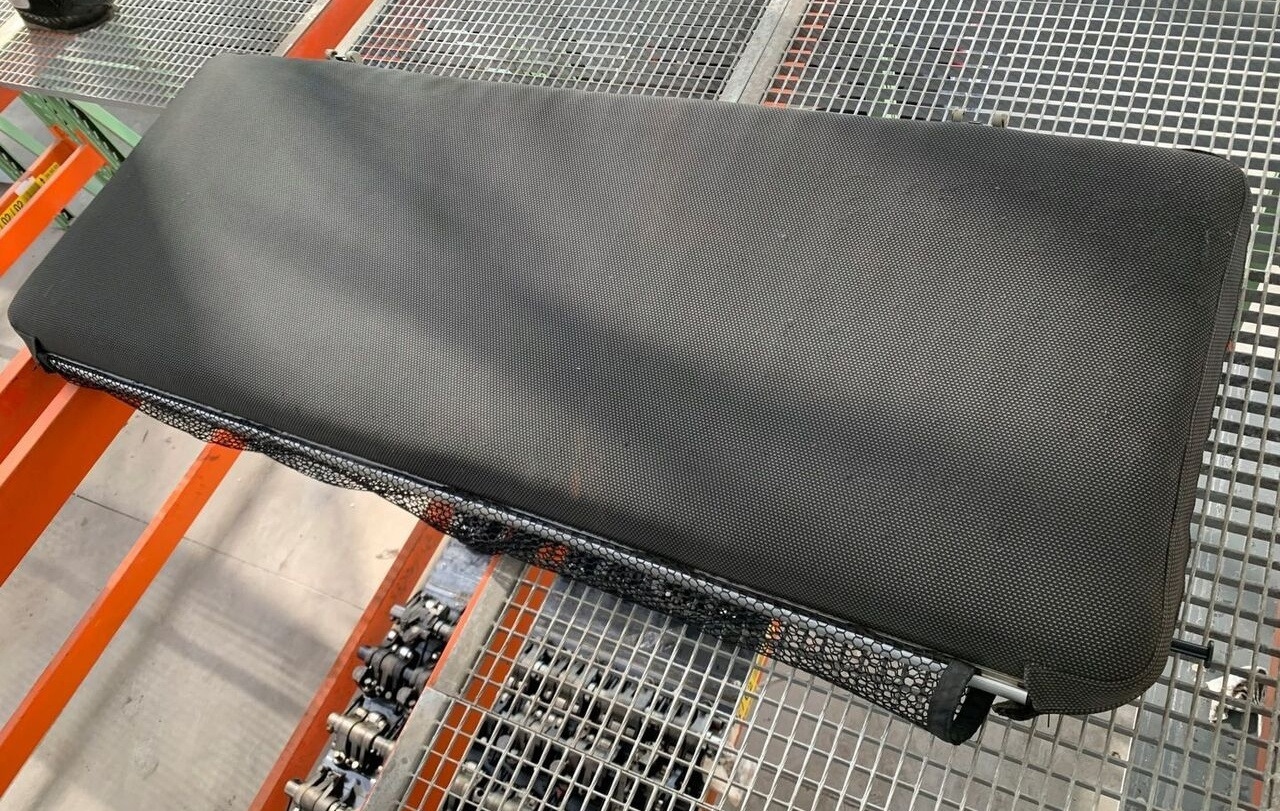 Volvo ŁÓŻKO GÓRNE LEŻANKA FH 4 - Sedaček pro Nákladní auto: obrázek 4 Volvo ŁÓŻKO GÓRNE LEŻANKA FH 4 - Sedaček pro Nákladní auto: obrázek 4