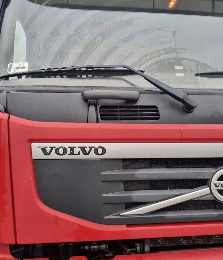 Volvo MASKA KOMPLETNA ATRAPA GRILL ORYGINAŁ FM 9 13 LIFT 82257549 Volvo ORYGINAŁ VOLVO FM 9 13 LIFT - Kapota pro Nákladní auto: obrázek 2 Volvo MASKA KOMPLETNA ATRAPA GRILL ORYGINAŁ FM 9 13 LIFT 82257549 Volvo ORYGINAŁ VOLVO FM 9 13 LIFT - Kapota pro Nákladní auto: obrázek 2
