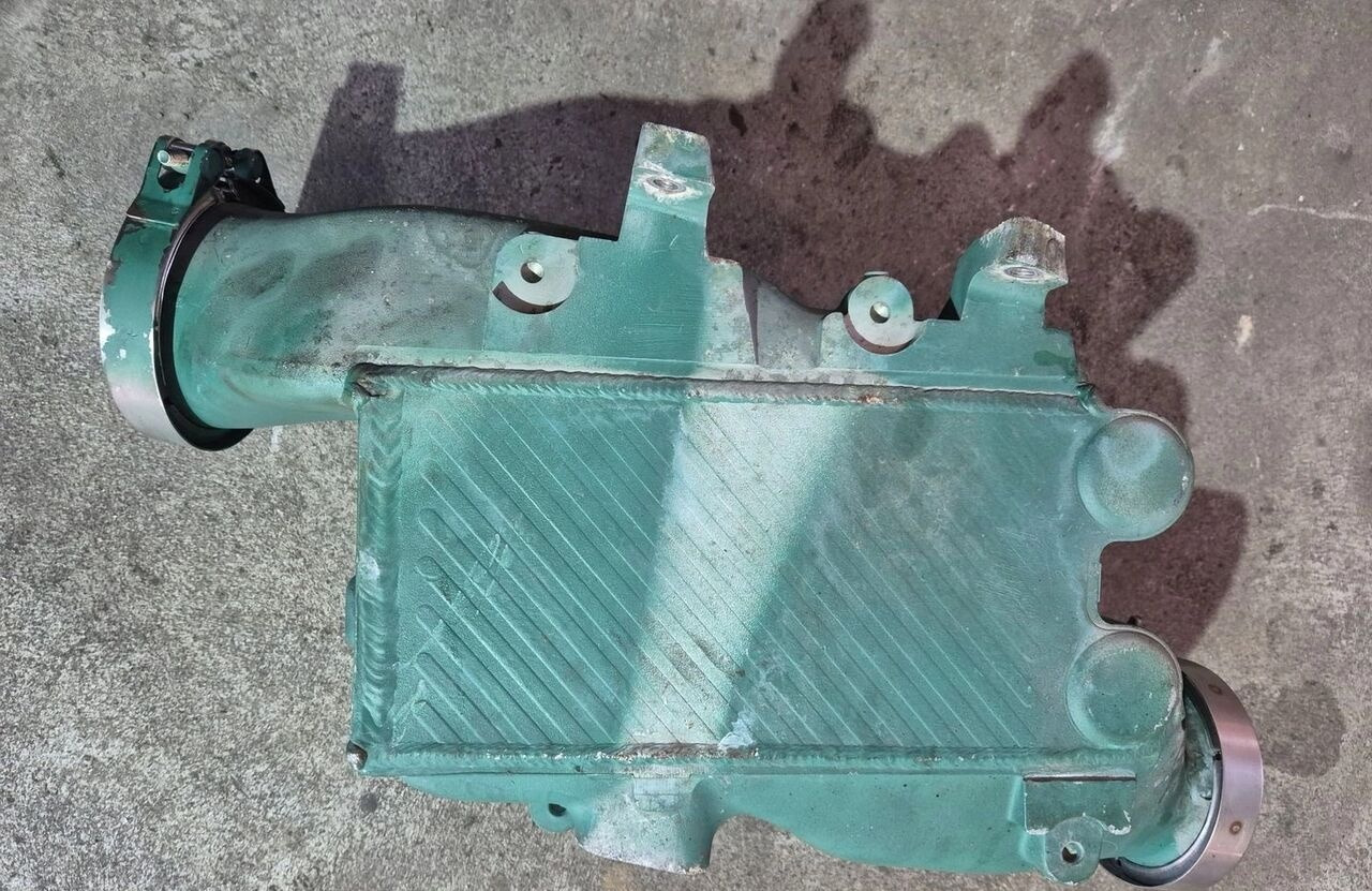 Volvo SPALIN EGR FH 4 FH 16 EURO 6 22281909 Volvo SPALIN EGR VOLVO FH 4 FH 16 EURO 6 22281909 - Intercooler pro Nákladní auto: obrázek 3 Volvo SPALIN EGR FH 4 FH 16 EURO 6 22281909 Volvo SPALIN EGR VOLVO FH 4 FH 16 EURO 6 22281909 - Intercooler pro Nákladní auto: obrázek 3