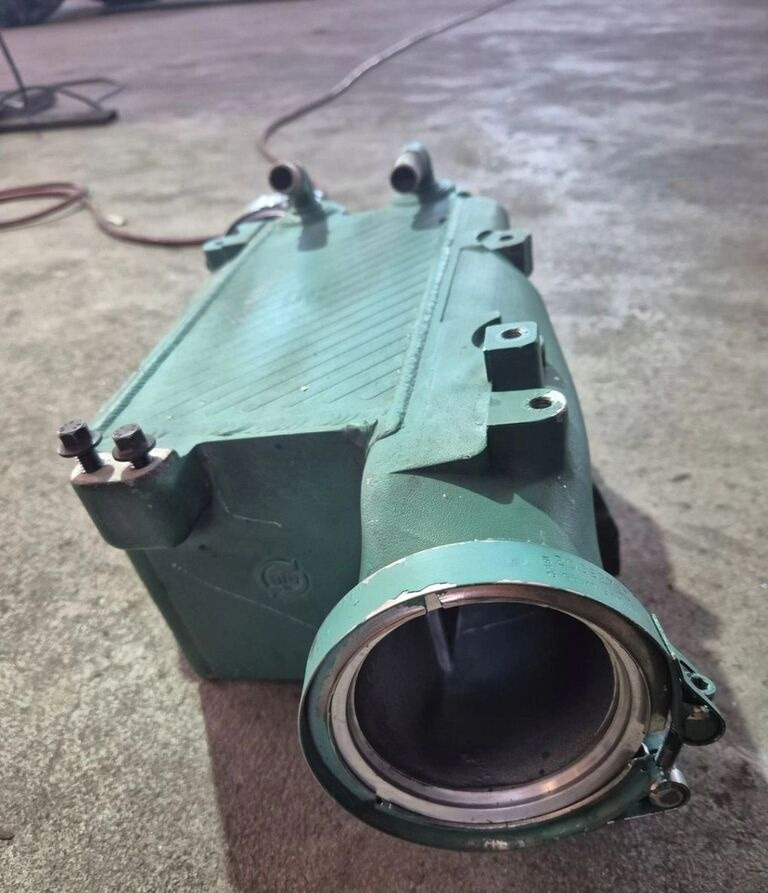 Volvo SPALIN EGR FH 4 FH 16 EURO 6 22281909 Volvo SPALIN EGR VOLVO FH 4 FH 16 EURO 6 22281909 - Intercooler pro Nákladní auto: obrázek 4 Volvo SPALIN EGR FH 4 FH 16 EURO 6 22281909 Volvo SPALIN EGR VOLVO FH 4 FH 16 EURO 6 22281909 - Intercooler pro Nákladní auto: obrázek 4