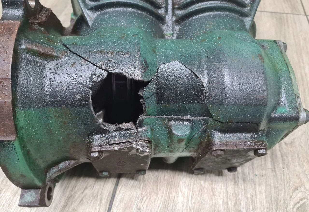 Volvo SPRĘŻARKA KOMPRESOR POWIETRZA FH 4 FH 16 EURO 6 22083113 Volvo VOLVO FH 4 FH 16 EURO 6 22083113 - Kompresor klimatizace pro Nákladní auto: obrázek 4 Volvo SPRĘŻARKA KOMPRESOR POWIETRZA FH 4 FH 16 EURO 6 22083113 Volvo VOLVO FH 4 FH 16 EURO 6 22083113 - Kompresor klimatizace pro Nákladní auto: obrázek 4