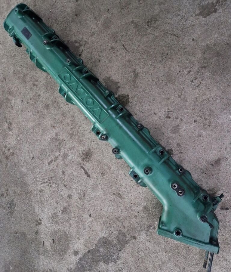 Volvo SSĄCY DOLOTOWY FH 16 D16K EURO 6 22053653 Volvo VOLVO FH 16 D16K EURO 6 22053653 - Sací potrubí pro Nákladní auto: obrázek 1 Volvo SSĄCY DOLOTOWY FH 16 D16K EURO 6 22053653 Volvo VOLVO FH 16 D16K EURO 6 22053653 - Sací potrubí pro Nákladní auto: obrázek 1