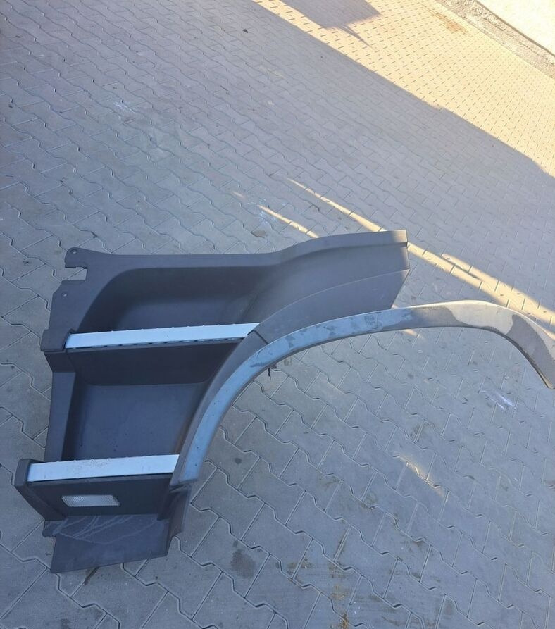 Volvo STOPIEŃ STOPNICA LEWA STELAŻ ORYGINAŁ VOLVO FH 4 82819482 - Stupátko pro Nákladní auto: obrázek 1 Volvo STOPIEŃ STOPNICA LEWA STELAŻ ORYGINAŁ VOLVO FH 4 82819482 - Stupátko pro Nákladní auto: obrázek 1