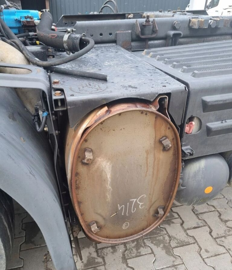Volvo TŁUMIK FE RENAULT PREMIUM DXI D7 EUV Volvo Volvo OE - Katalyzátor výfukových plynů pro Nákladní auto: obrázek 1 Volvo TŁUMIK FE RENAULT PREMIUM DXI D7 EUV Volvo Volvo OE - Katalyzátor výfukových plynů pro Nákladní auto: obrázek 1