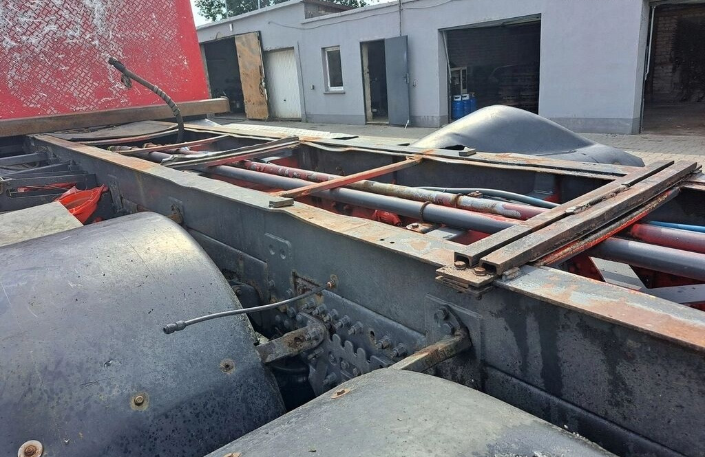 Rám/ Šasi pro Nákladní auto ZABUDOWA DO DZWIGU HDS DO LASU ZABUDOWA Z VOLVO FH 16 FH 13 FH 12 FM Volvo BERGS  Volvo: obrázek 6 Rám/ Šasi pro Nákladní auto ZABUDOWA DO DZWIGU HDS DO LASU ZABUDOWA Z VOLVO FH 16 FH 13 FH 12 FM Volvo BERGS  Volvo: obrázek 6