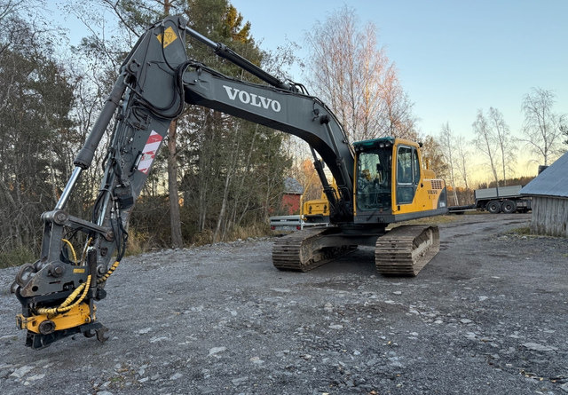 VolvoEC210 BLC - Pásové rýpadlo: obrázek 2 VolvoEC210 BLC - Pásové rýpadlo: obrázek 2