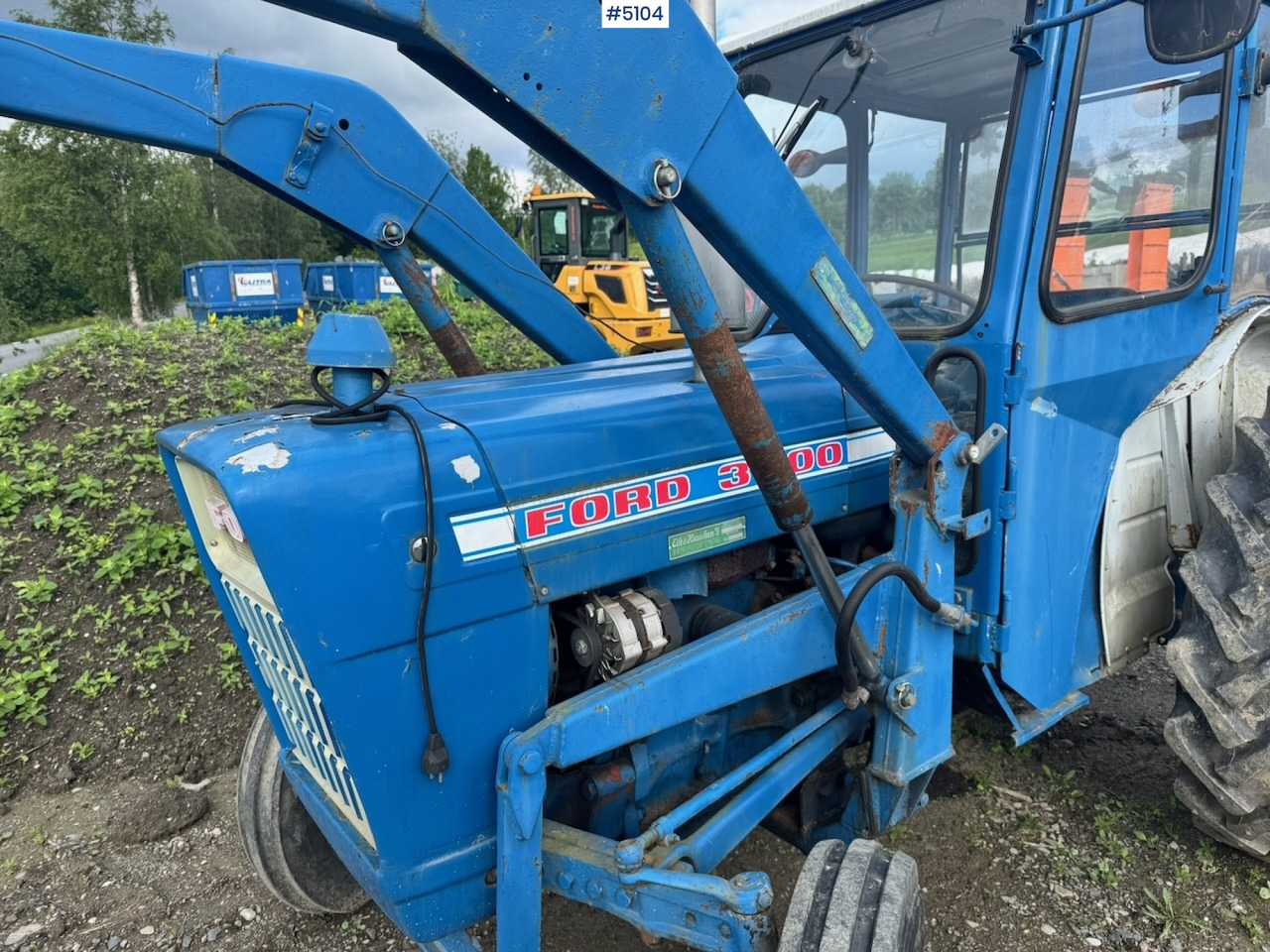 Traktor 1972 Ford 3000 4x2 w/ Front loader: obrázek 8