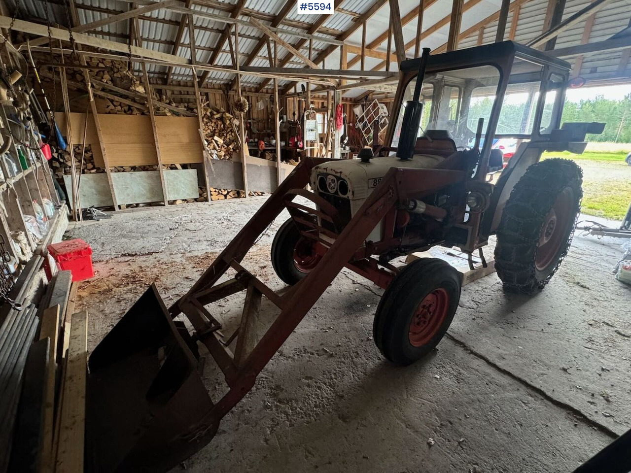 1974 David Brown 885 w/ loaders and chain. - Traktor: obrázek 2 1974 David Brown 885 w/ loaders and chain. - Traktor: obrázek 2