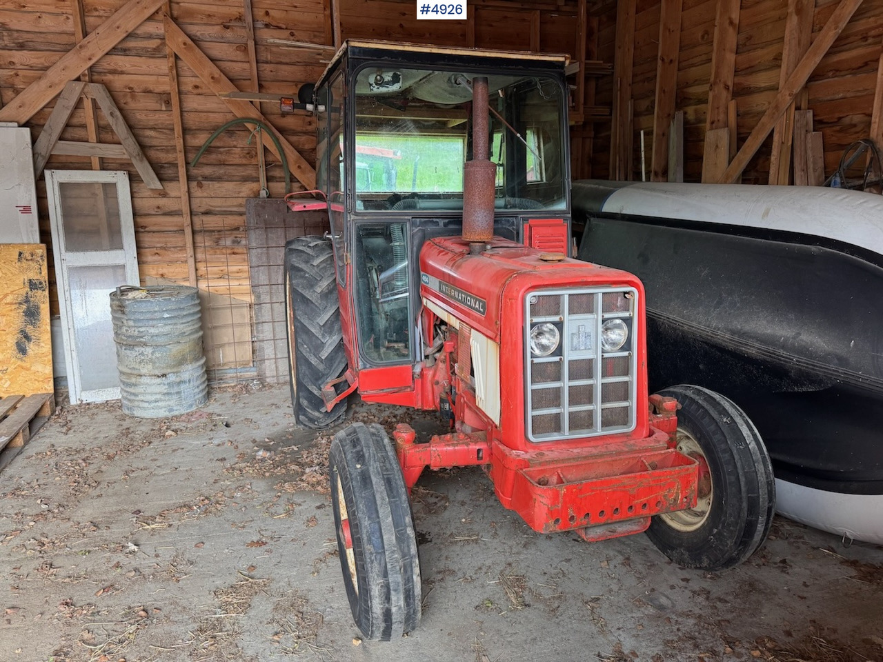 1977 International Harvester 454 - Traktor: obrázek 5 1977 International Harvester 454 - Traktor: obrázek 5