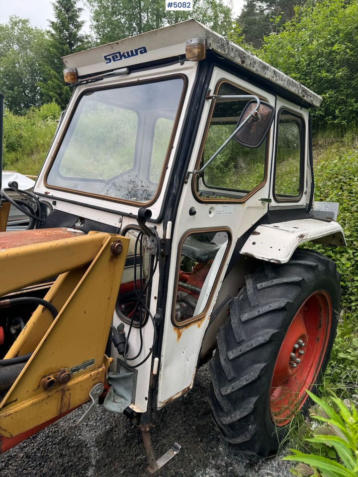 1980 David Brown 885 w/ front loader and bucket - Traktor: obrázek 3 1980 David Brown 885 w/ front loader and bucket - Traktor: obrázek 3