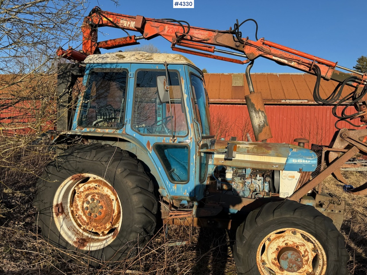1981 Ford 6610 m/ FMV tømmerkran og tvillinghjul - Traktor: obrázek 1 1981 Ford 6610 m/ FMV tømmerkran og tvillinghjul - Traktor: obrázek 1