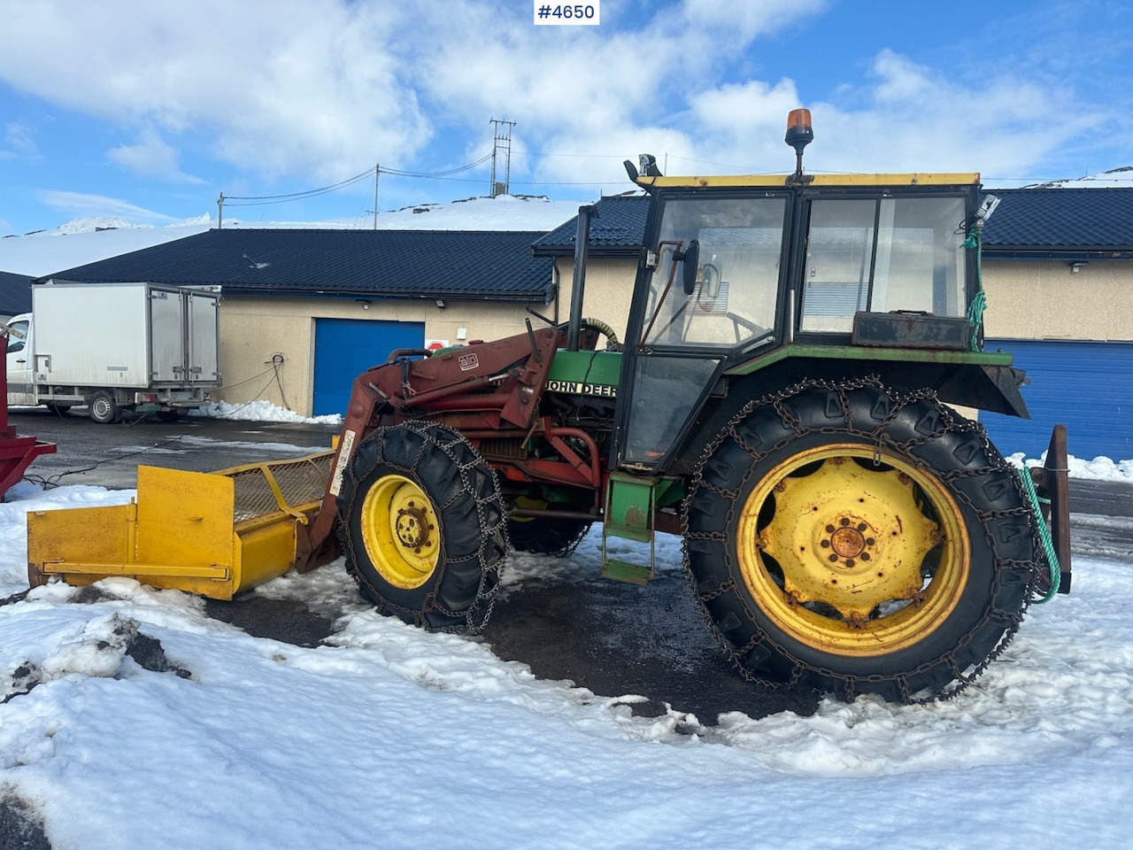 1981 John Deere 2040 w/ loader, triangle, snow blower, pallet forks and hydraulic unit. WATCH VIDEO. - Traktor: obrázek 2 1981 John Deere 2040 w/ loader, triangle, snow blower, pallet forks and hydraulic unit. WATCH VIDEO. - Traktor: obrázek 2