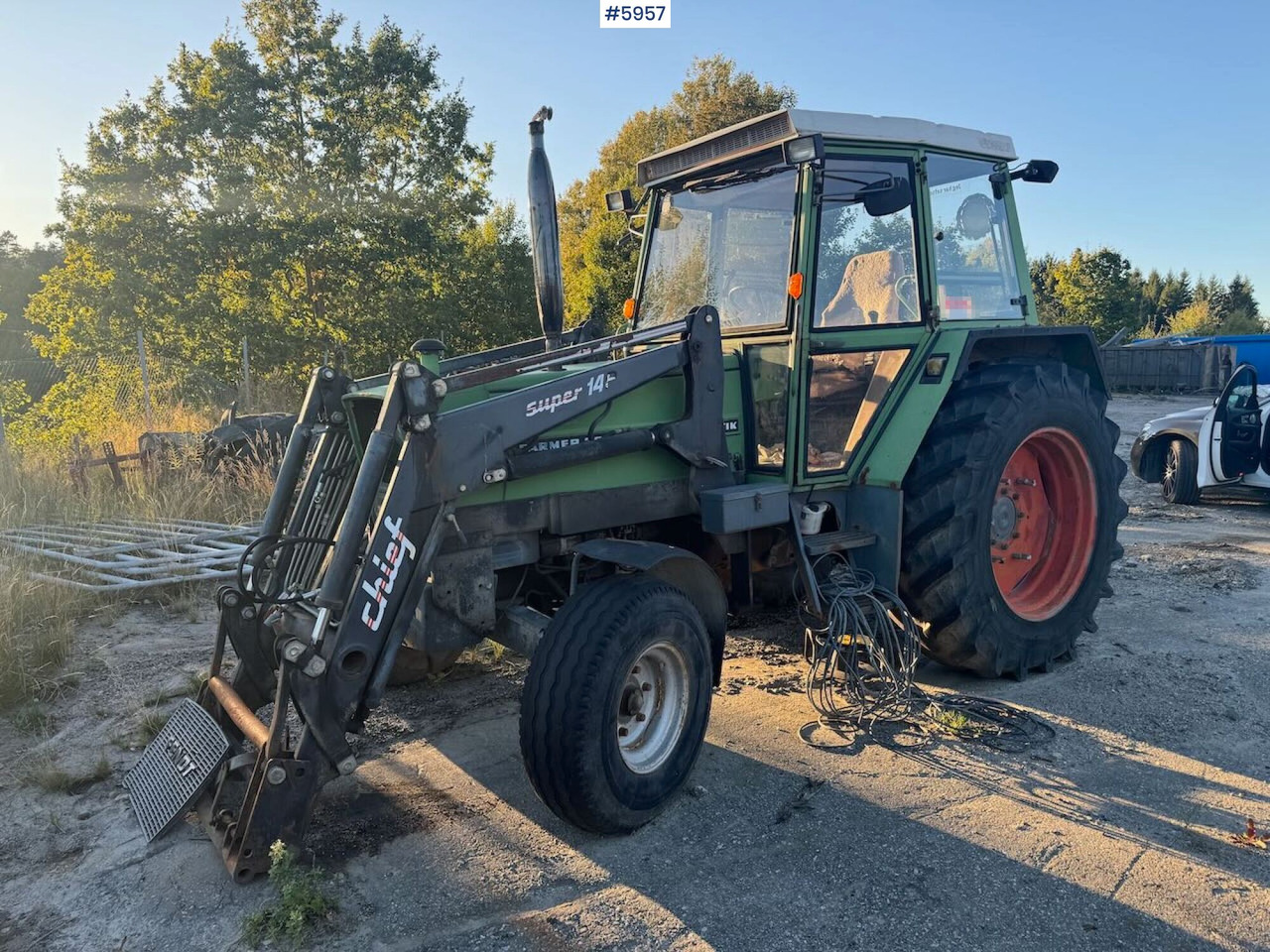 1982 Fendt 306LS 4x2 with front loader - Traktor: obrázek 5 1982 Fendt 306LS 4x2 with front loader - Traktor: obrázek 5