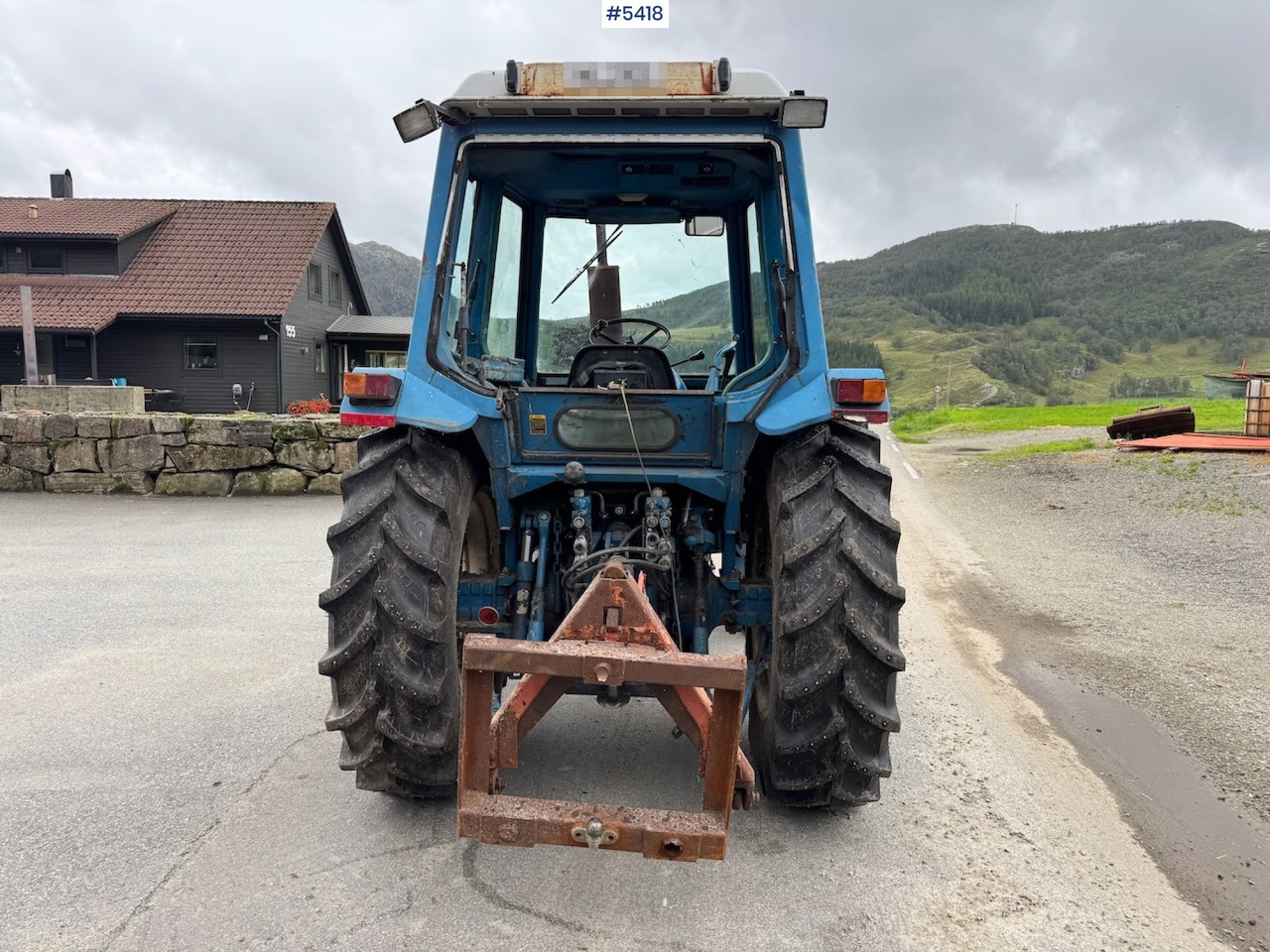 1982 Ford 7610 w/ front loader. - Traktor: obrázek 5 1982 Ford 7610 w/ front loader. - Traktor: obrázek 5