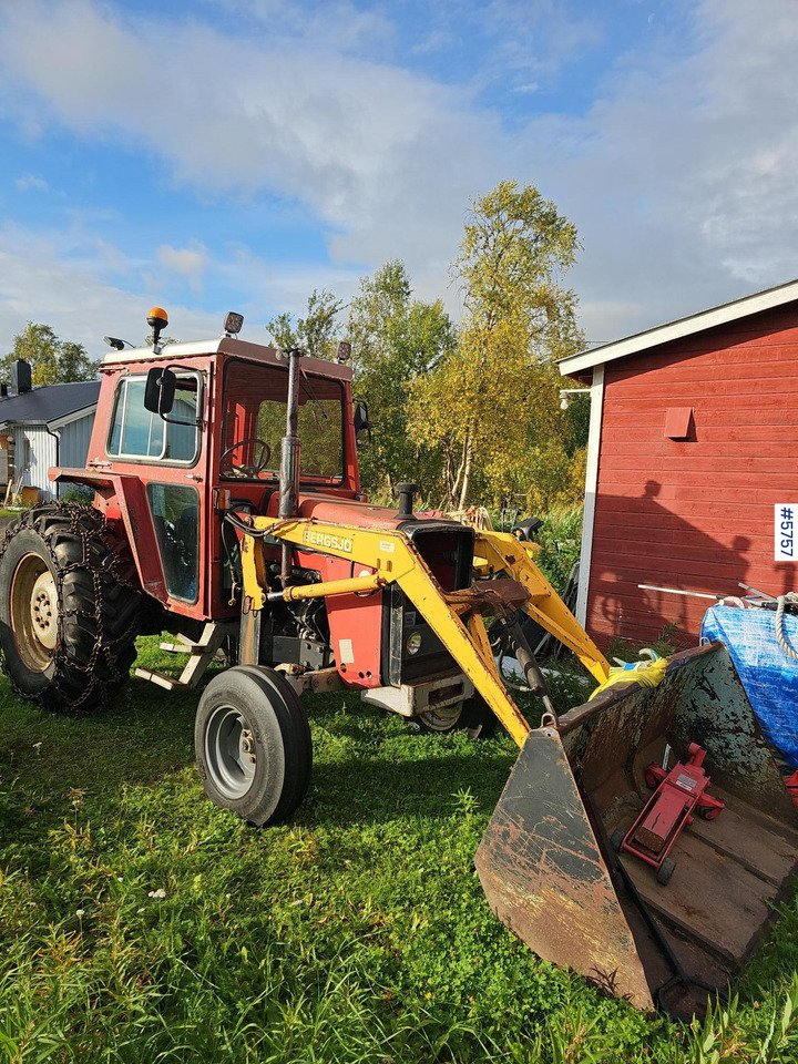 1982 Massey Ferguson 575 W/Front Loader. - Traktor: obrázek 1 1982 Massey Ferguson 575 W/Front Loader. - Traktor: obrázek 1