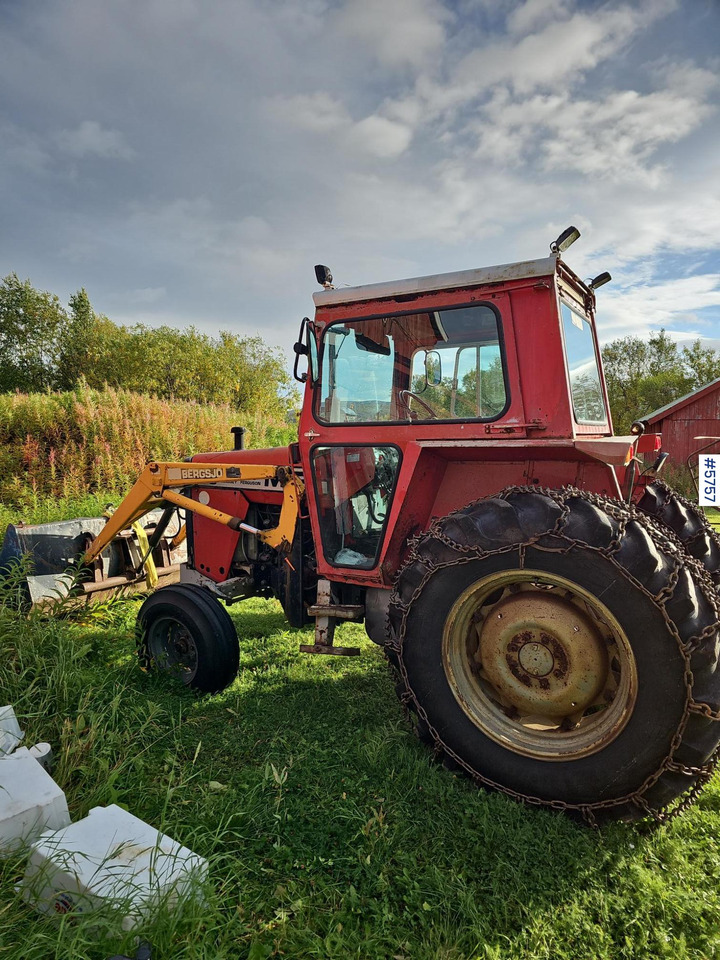 1982 Massey Ferguson 575 W/Front Loader. - Traktor: obrázek 3 1982 Massey Ferguson 575 W/Front Loader. - Traktor: obrázek 3